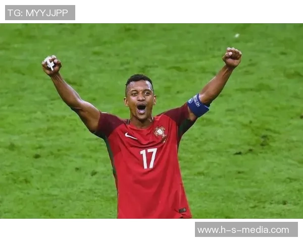 退役足球巨星帅气依旧 他们的风采超越赛场成传奇